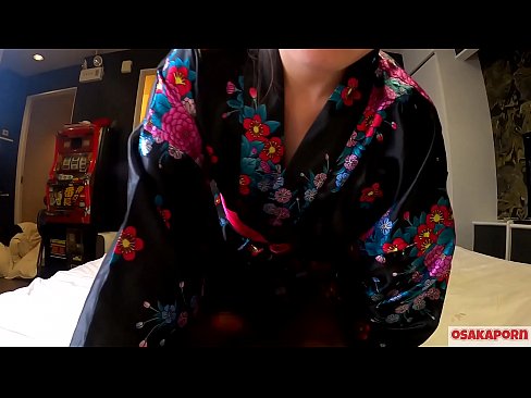 ❤️ Keçika ciwan a cosplay ji seksê hez dike ku bi orgazmê bi şûjinek di hespêk û blowjob de. Keçika Asyayî ya bi pisîka porî û bi cil û bergên kevneşopî yên Japonî di vîdyoya amator de ku masturbasyona bi pêlîstokên qijikê nîşan dide. Sakura 3 OSAKAPORN. Porno li ku.rionews.top ❌