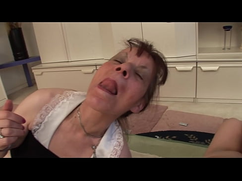 ❤️ Du dapîr û bapîrekî wan sê kes in Porno li ku.rionews.top ❌
